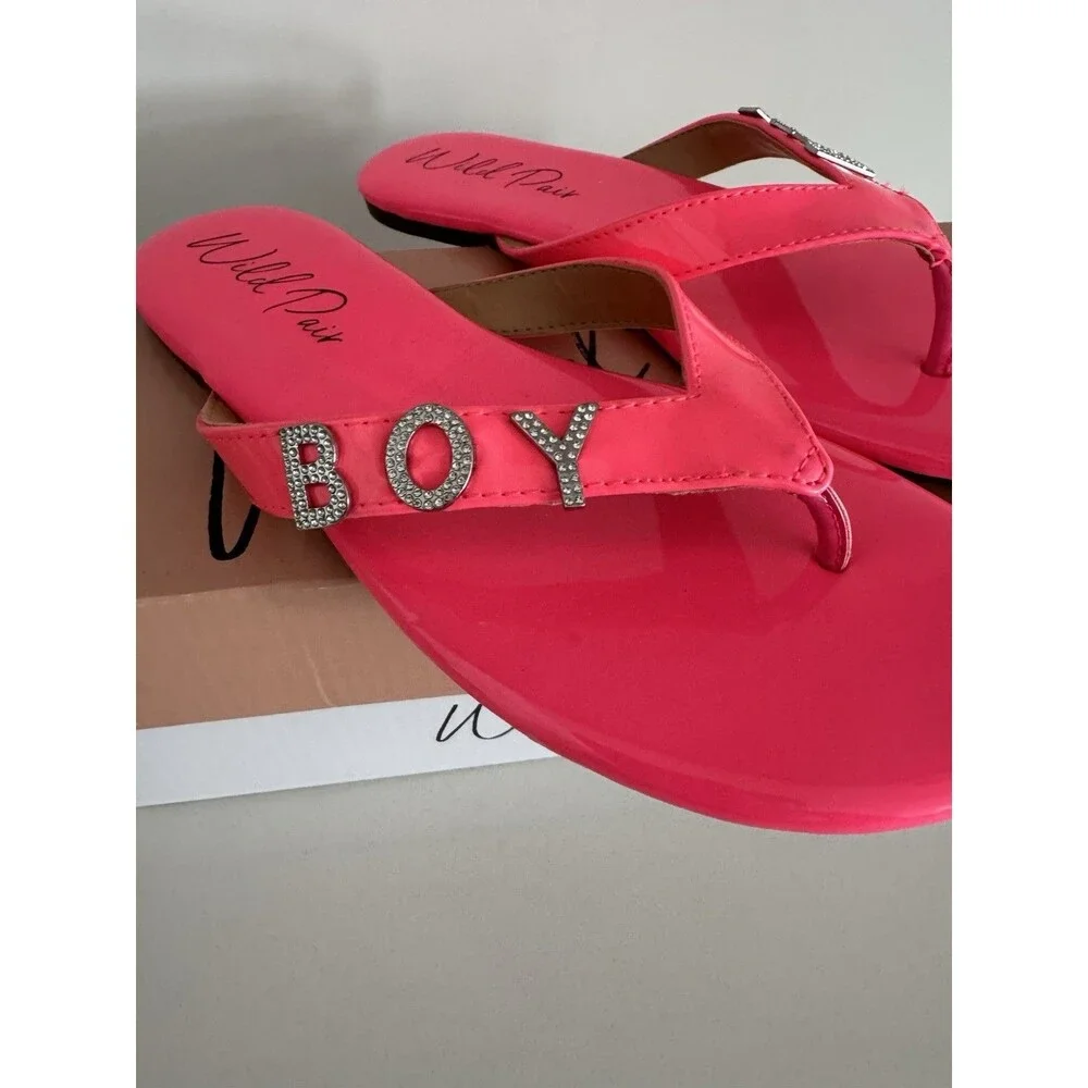 WILD PAIR Womens Pink Rhinestone Fantasia Round Toe Slip On Thong Sandals 9.5 M
